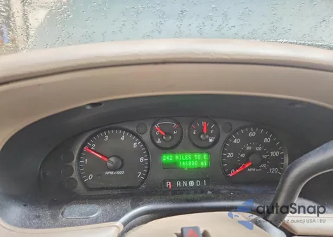 2005 Ford Taurus Se z USA, uszkodzony, nr VIN 1FAFP53U55A192783